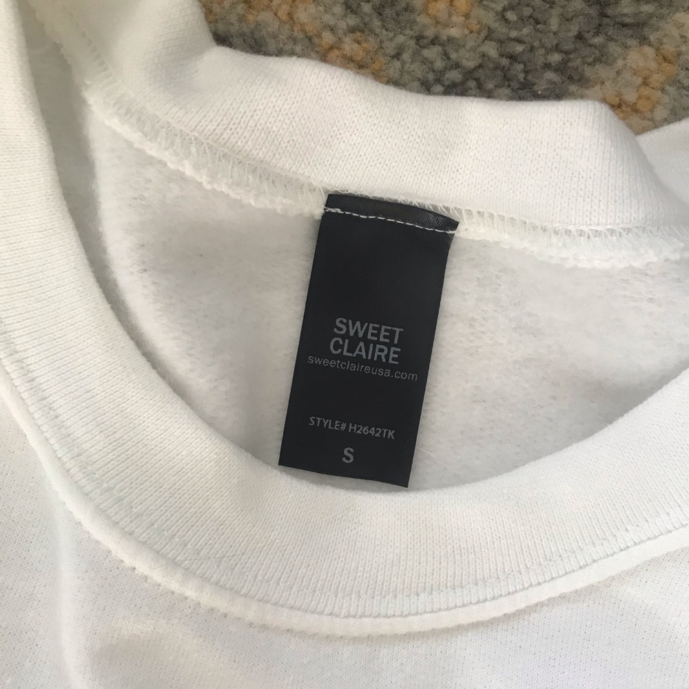 ASCOT + HART SMILEY PULLOVER - Picture 2 of 2
